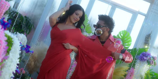Ladki Deewani: Neelkamal Singh & Sunny Leone’s Latest Music Video | T-Series | 2025 Bhojpuri Hit