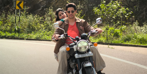 “Param Sundari” First Look Out Now: Sidharth Malhotra & Janhvi Kapoor Sizzle in a Vibrant Romantic Drama – Releasing 25th July 2025