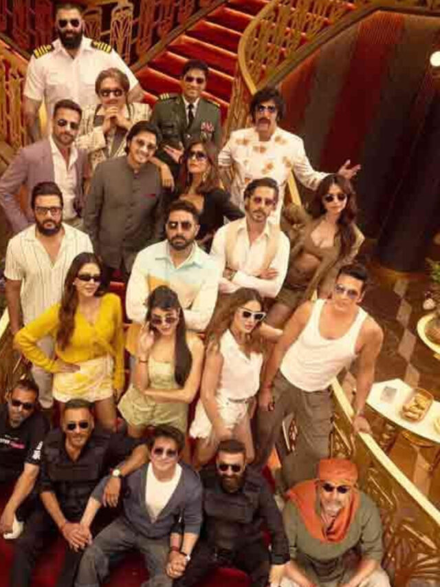 Akshay Kumar with the cast of Housefull 5 celebrating the film’s box office success